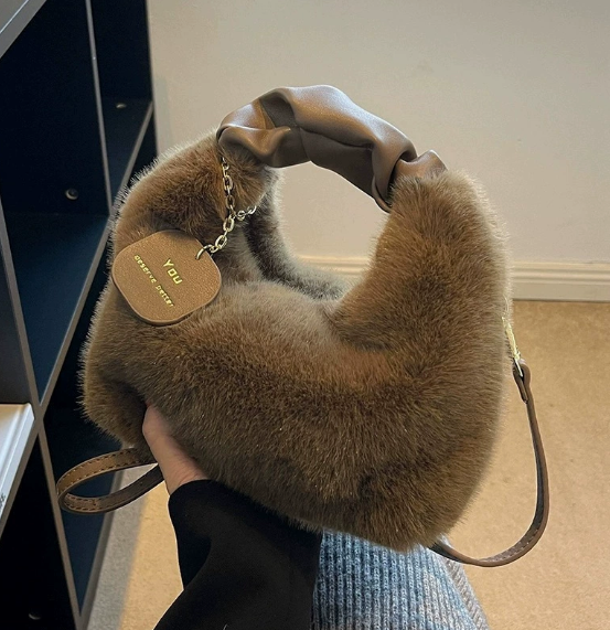 Plush handbags for women 2026 new fashion autumn and winter textured fur bags