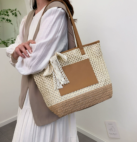 Customized woven small square bag, stylish evening bag